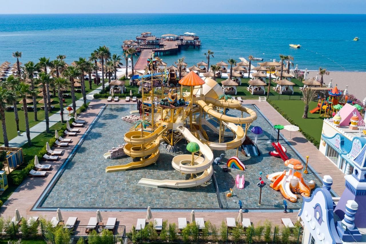 Mardan Palace view 5