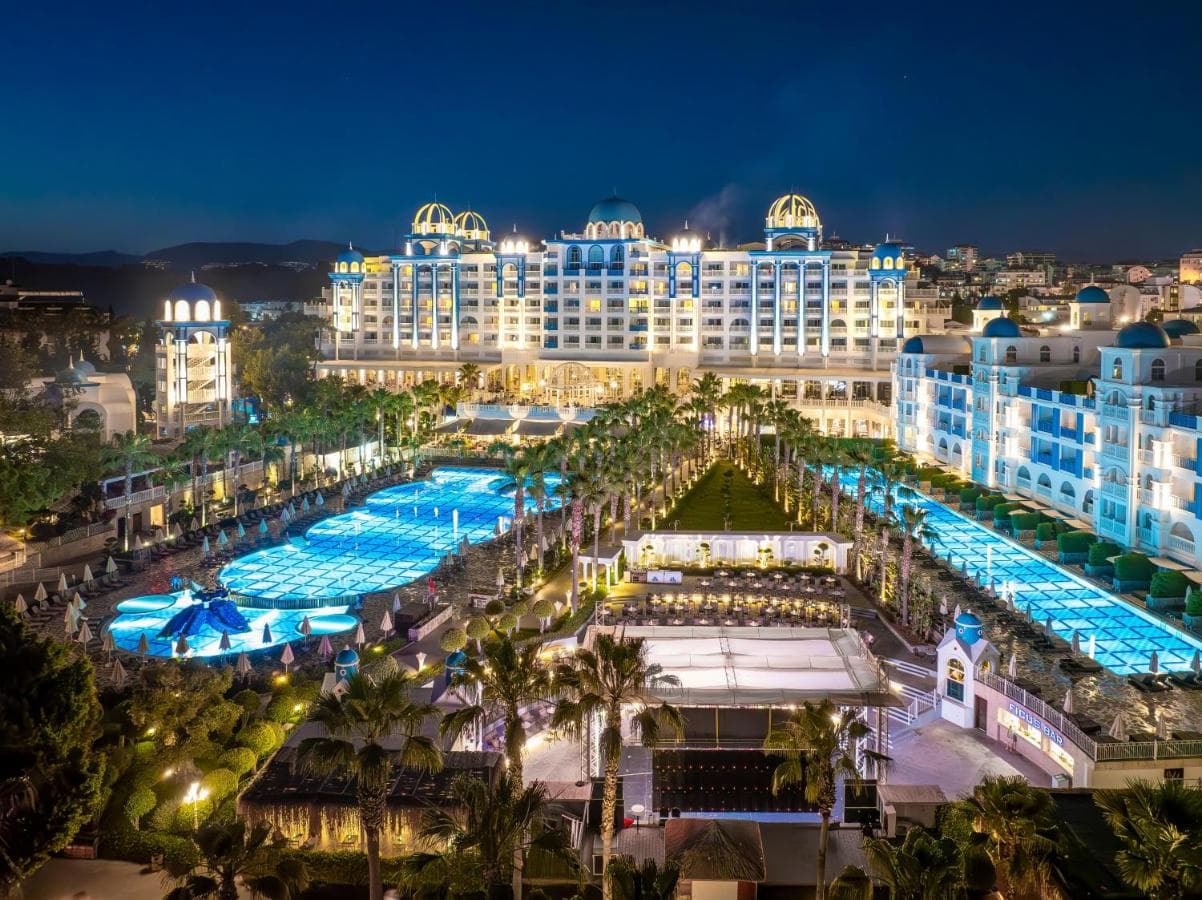 Rubi Platinum Spa Resort & Suites view 2