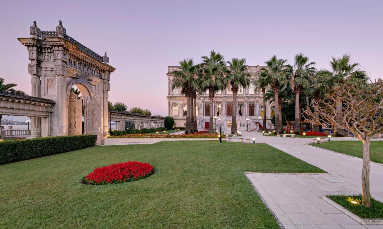 Çırağan Palace Kempinski Istanbul view 6