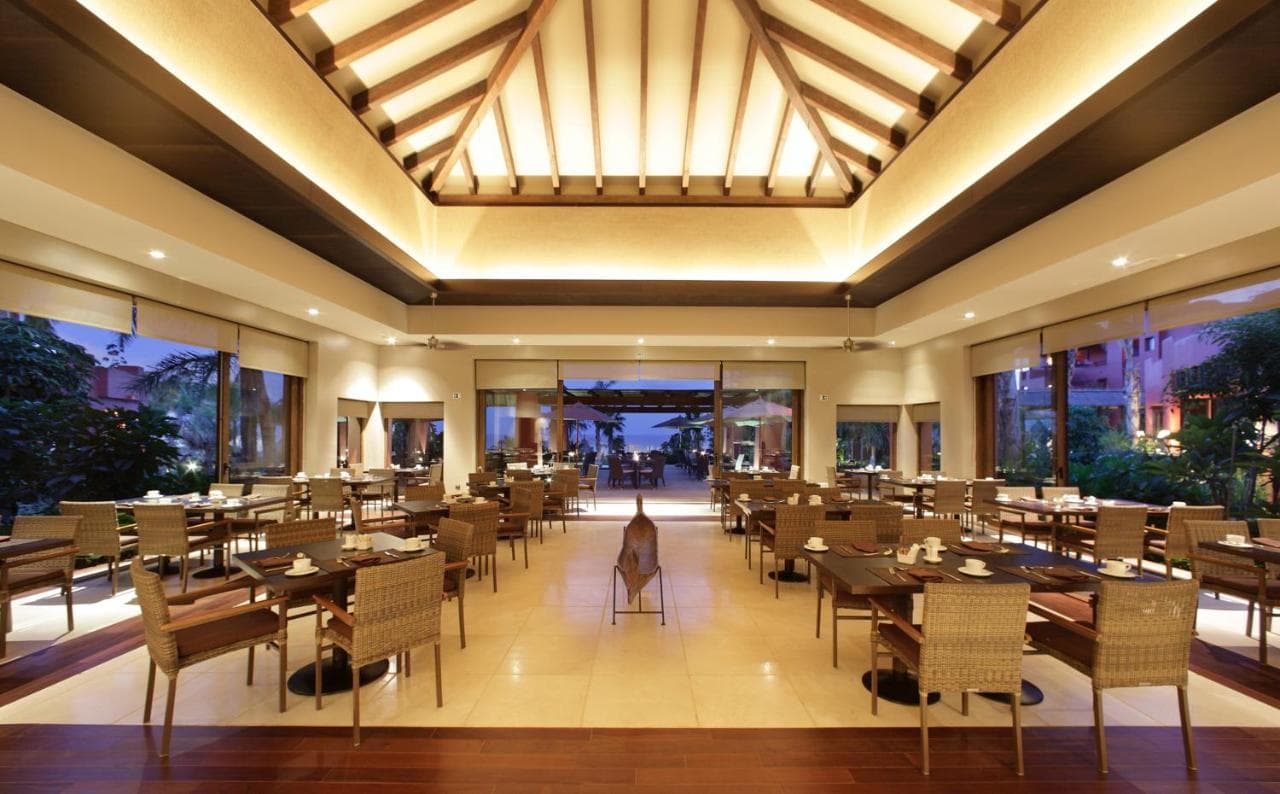Asia Gardens Hotel & Thai Spa, a Royal Hideaway Hotel view 5