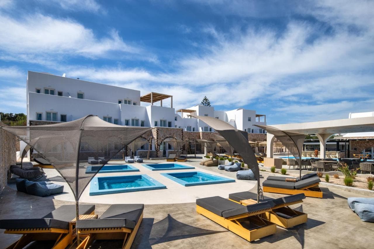 Aelia Luxury Suites view 7