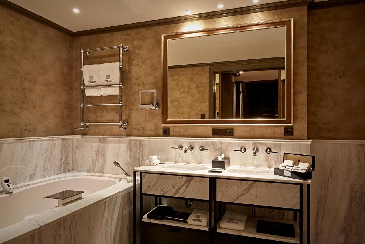 Hotel TwentySeven - Small Luxury Hotels of the World view 6
