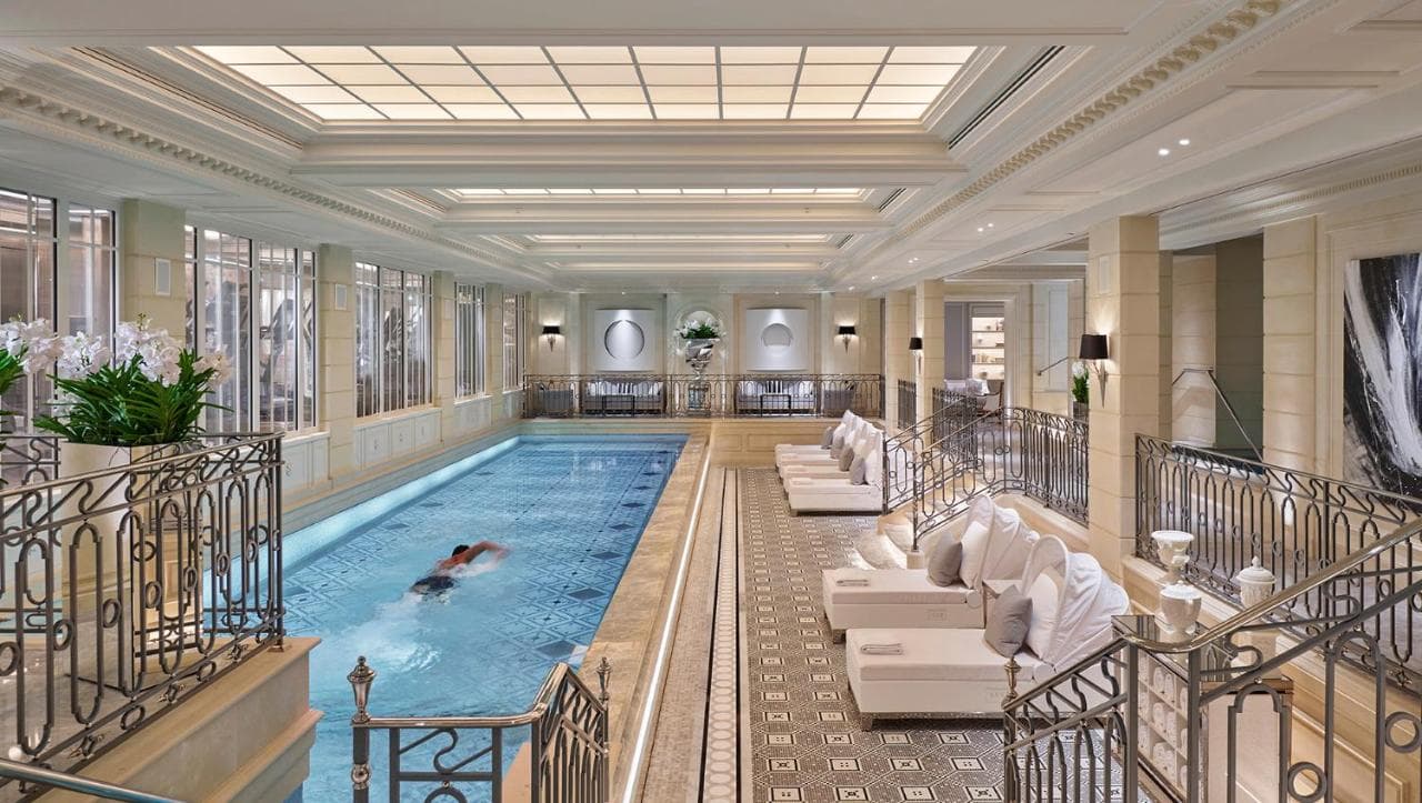 Four Seasons Hotel George V Paris view 5