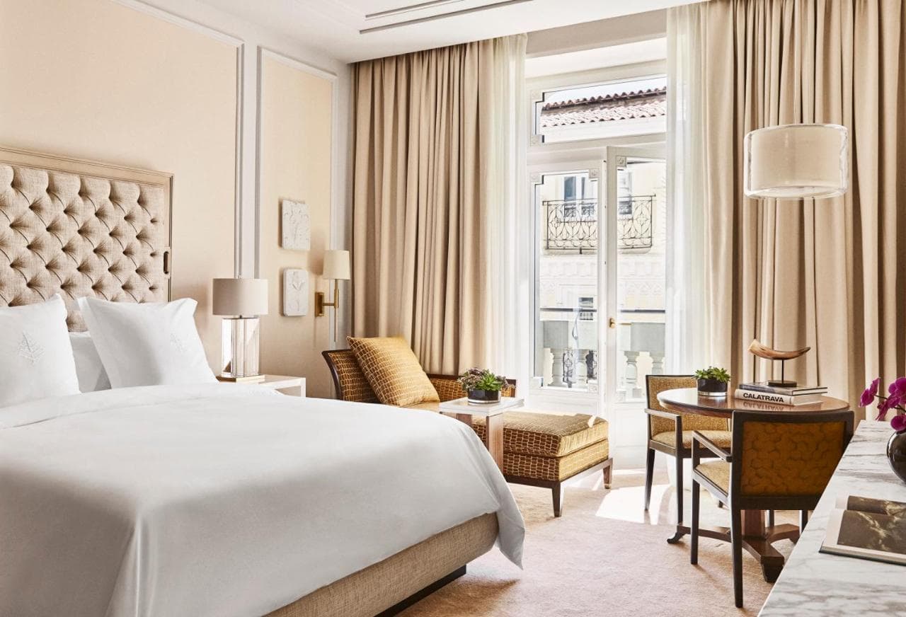 Four Seasons Hotel Madrid view 6