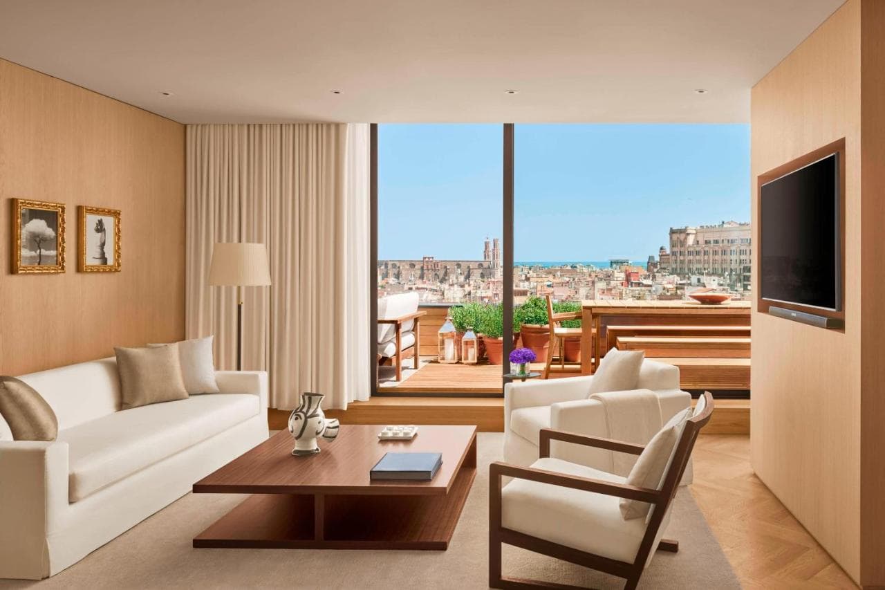The Barcelona EDITION view 3