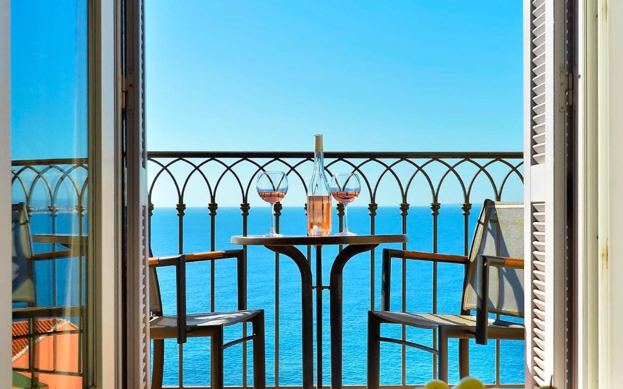 Hôtel La Pérouse Nice Baie des Anges view 3