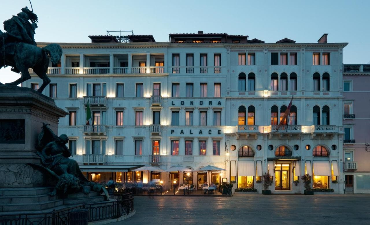 Londra Palace Venezia view 6