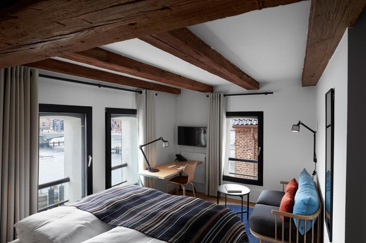 71 Nyhavn Hotel view 7