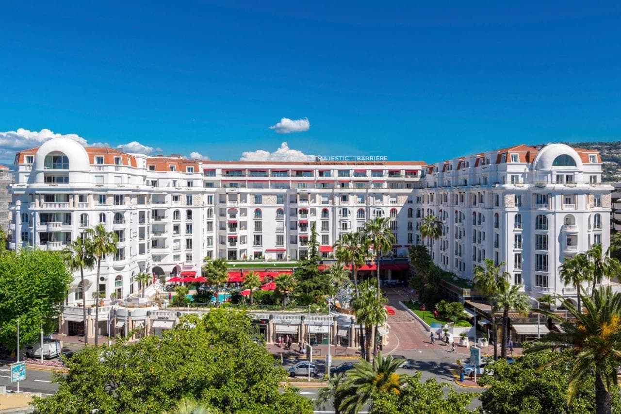 Hôtel Barrière Le Majestic Cannes view 2