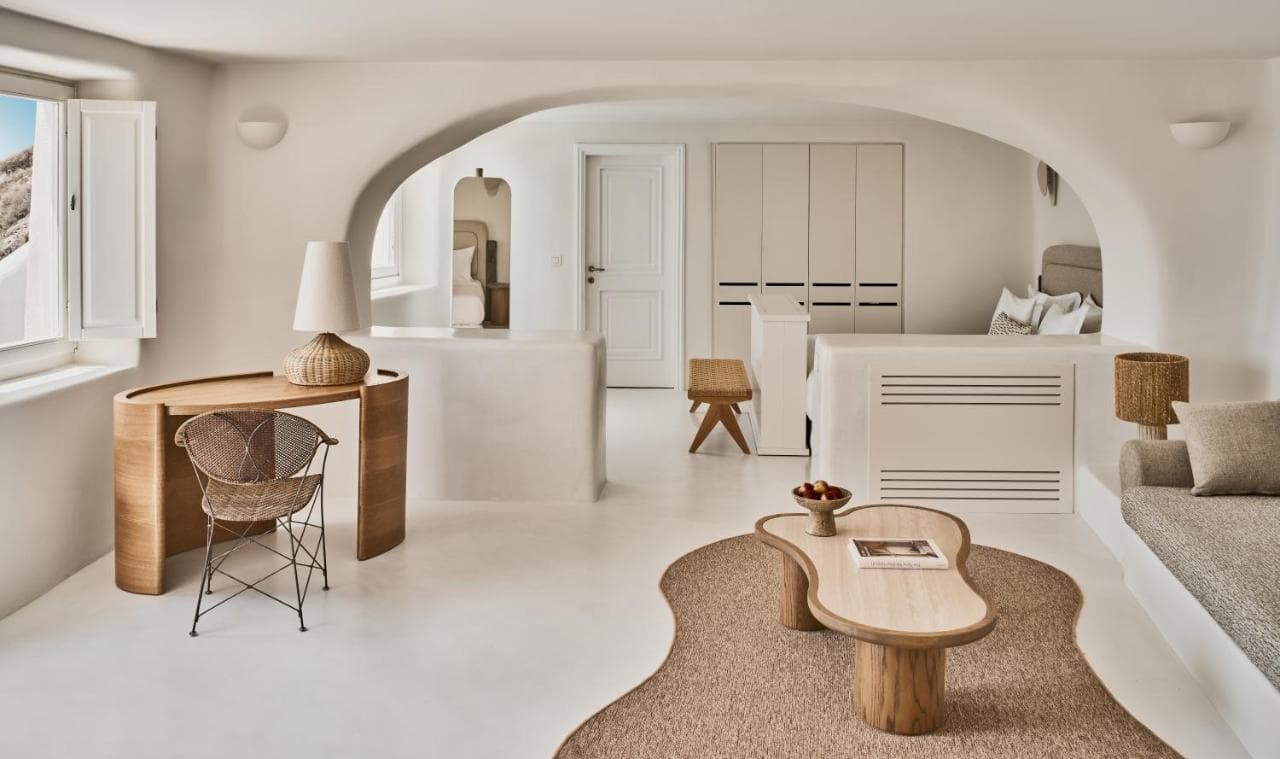 Mystique, a Luxury Collection Hotel, Santorini view 3