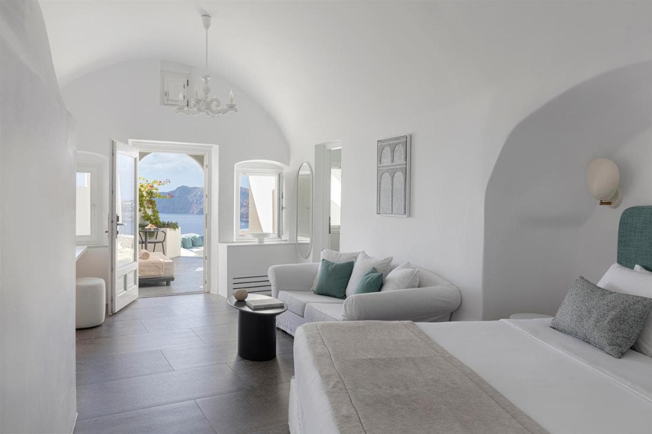 Canaves Oia Suites - Small Luxury Hotels of the World view 2