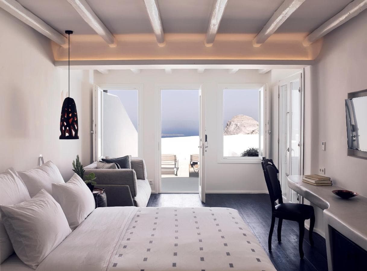 Cavo Tagoo Santorini view 7