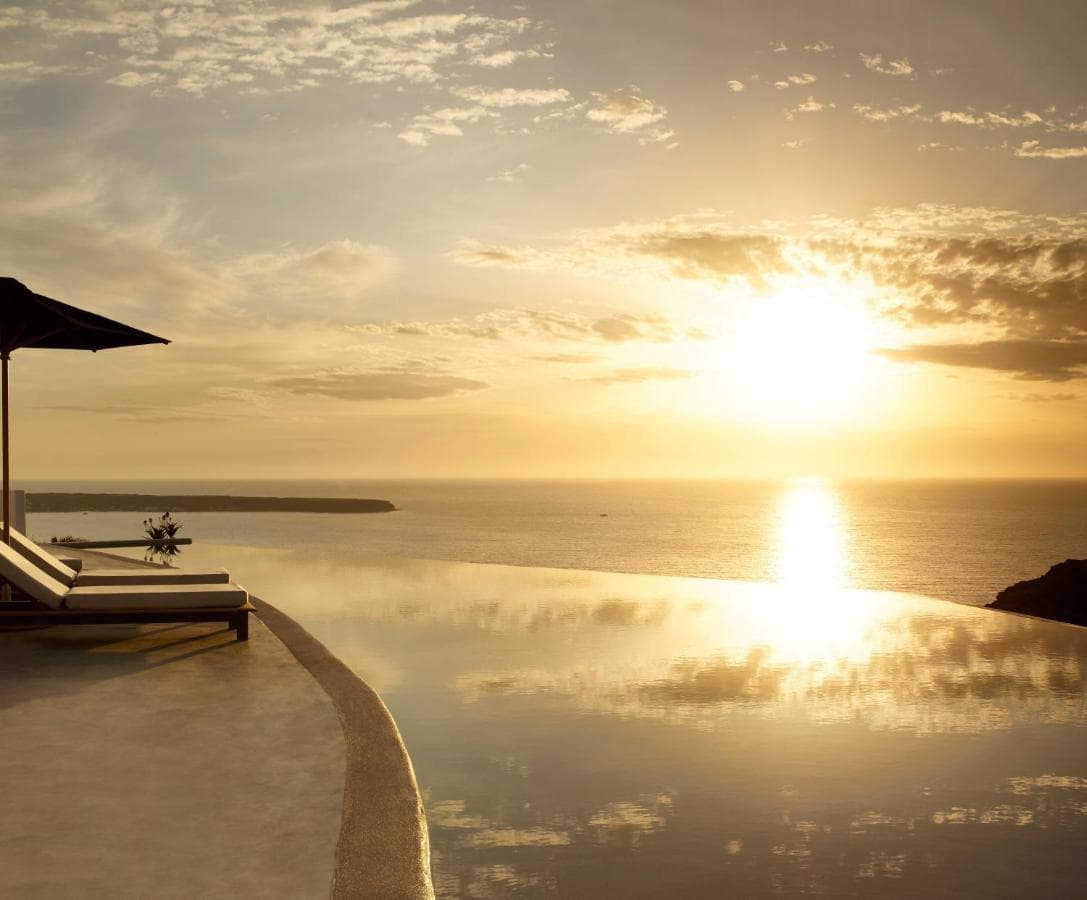 Santo Pure Oia Suites & Villas view 5
