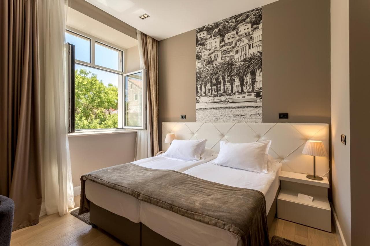Cornaro Hotel view 2