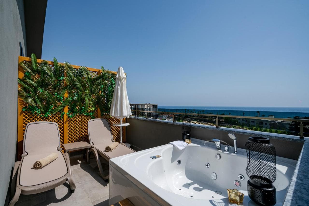Green Garden Resort & Spa Hotel view 3