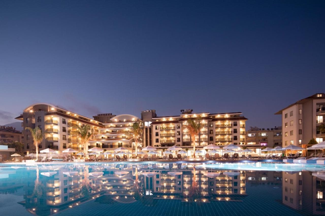 Green Garden Resort & Spa Hotel view 4