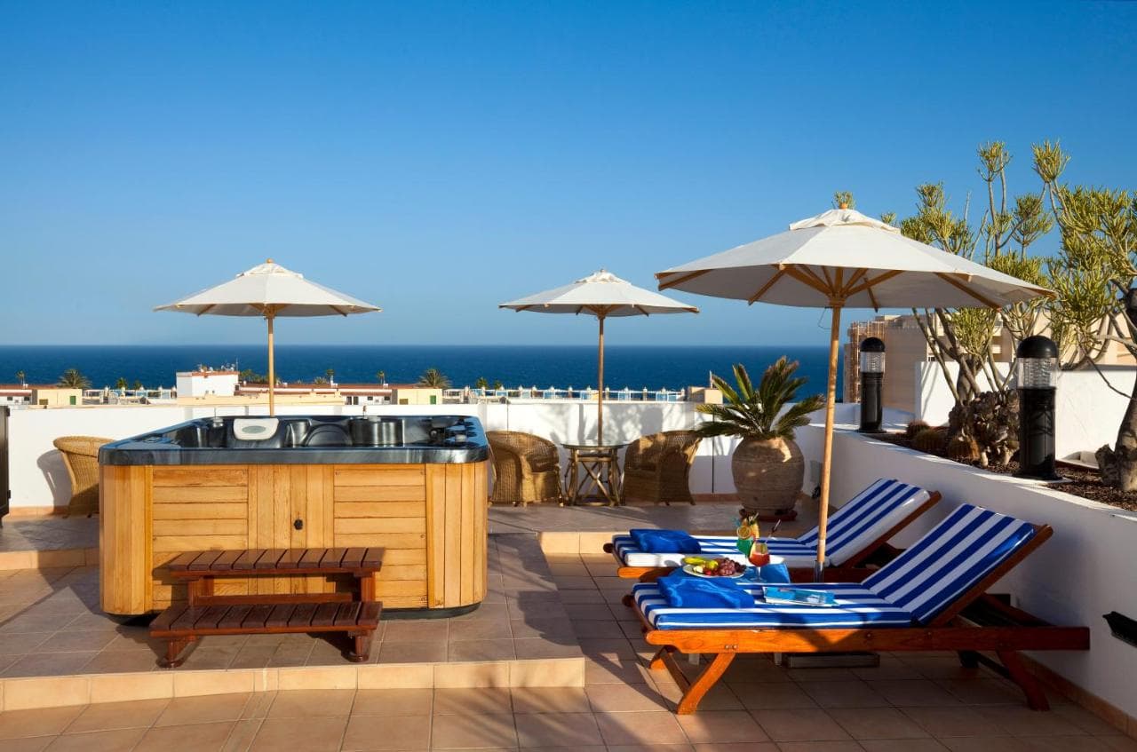 Seaside Sandy Beach view 8