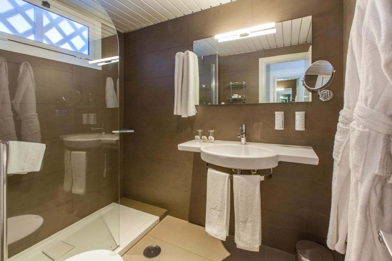Corallium Beach by Lopesan Hotels - Adults Only view 3