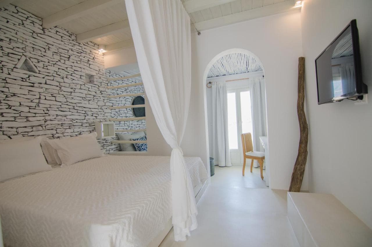 Levantes Ios Boutique Hotel view 8