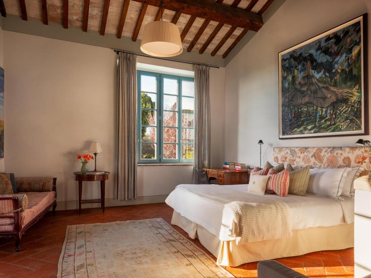 Borgo Pignano Volterra Tuscany view 8