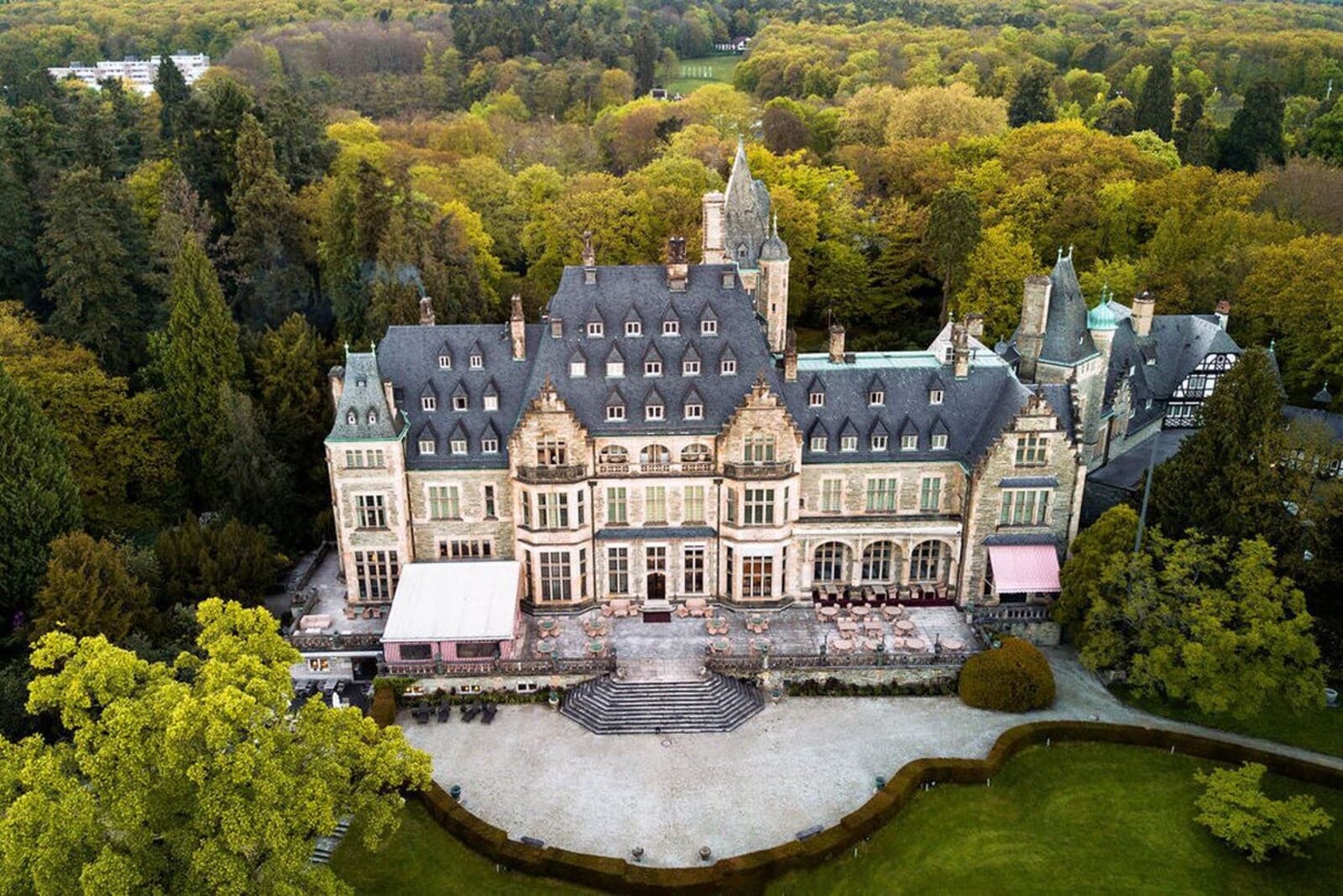 Schlosshotel Kronberg – photo 4