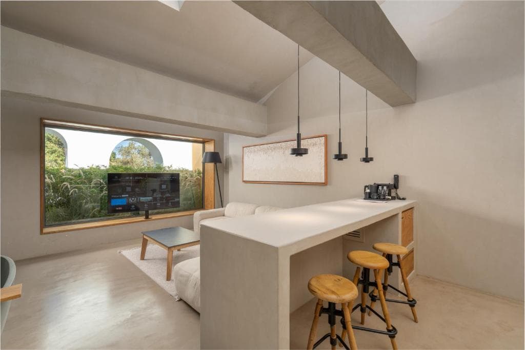 Roome – photo 4