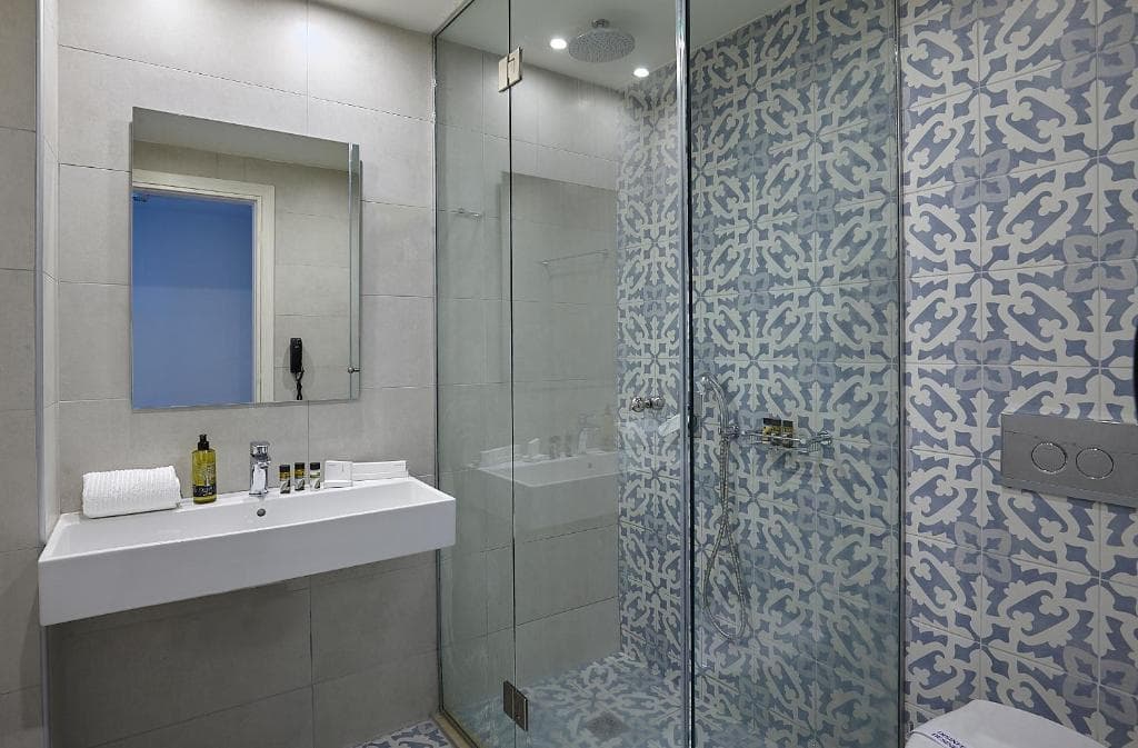 Vasia Boulevard Hotel - Adults Only view 3