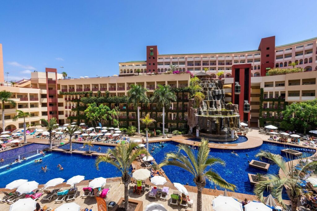  - Piscine de l’hôtelBest Jacaranda